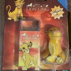 Disney The Lion King Simba Figure W/ Collectible Tin New in Package